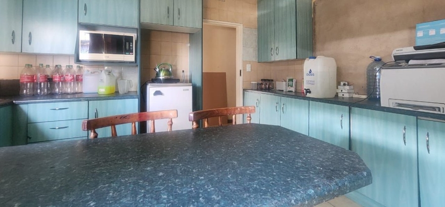  Bedroom Property for Sale in Flamwood North West